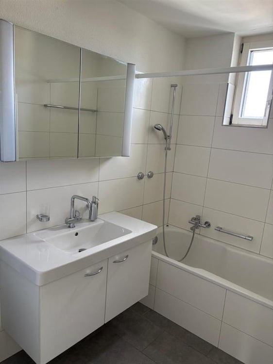 Charmante 3.5-Zimmer-Wohnung in Enge – sofort verfügbar 8