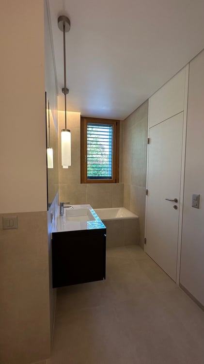 Luxurious 6.5 room apartment, incl.  independent studio, Pregny-Chambésy. Quiet and exclusive  area. 18