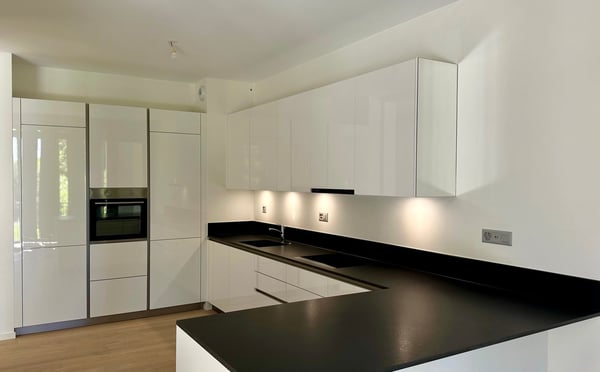 Luxurious 6.5 room apartment, incl.  independent studio, Pregny-Chambésy. Quiet and exclusive  area. 10