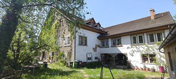 Charmante 6-Zimmer-Altbauwohnung im Herrschaftsstockwerk des alten Amtshauses von Embrach 4
