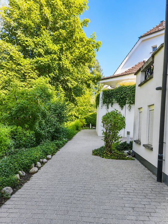 Doppeleinfamilienhaus in Dänikon ZH 2