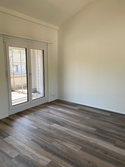 Erstvermietung nach Sanierung  3.5-Zimmer Dachwohnung in Embrach 6