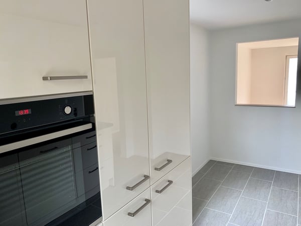 Helle 4.5-Zimmer-Wohnung mit Balkon und schöner Aussicht in Amden 6