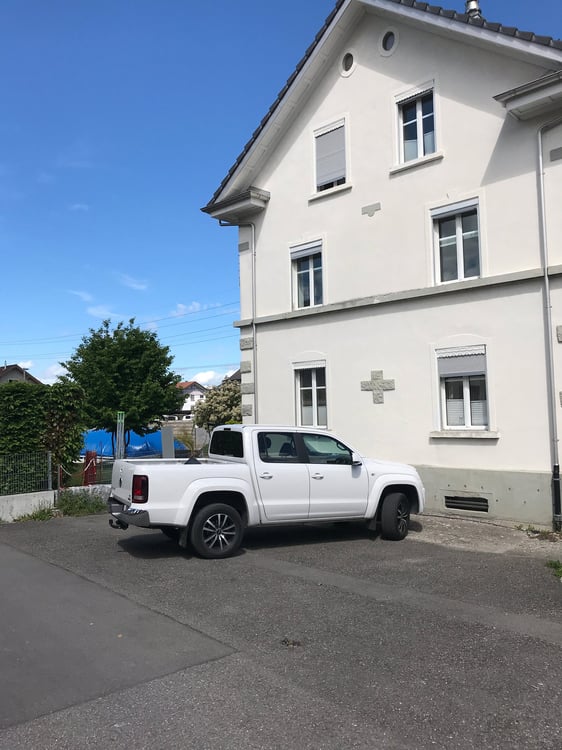 Charmante 2.5-Zimmer-Dachwohnung im Altbau – Siebnen, 8854 2