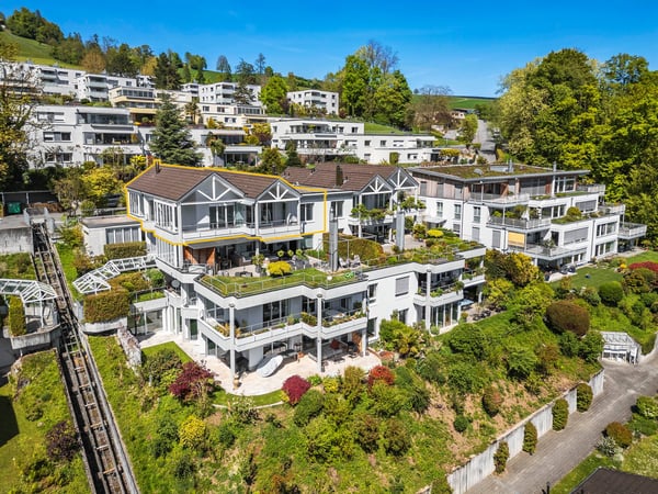 Am Sonnenberg, – exklusive, helle 3½-Zimmer-Terrassenwohnung mit Panoramasicht 3