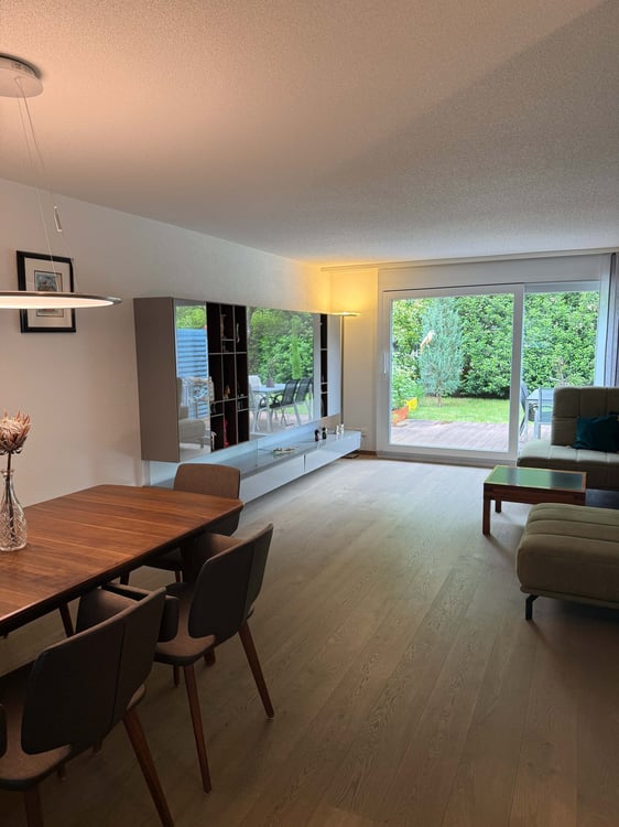 Maison mitoyenne lumineuse de 4.5 pièces à Fribourg 1