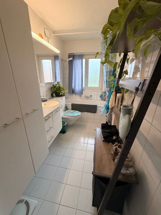 Gemütliche 3.5-Zimmer-Wohnung mit Balkon an der Carl-Spitteler-Strasse in Zürich 2