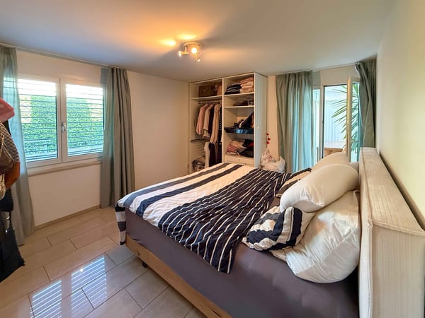 Exklusive 4.5-Zimmer-Gartenwohnung mit Wintergarten, Cheminée, Sauna & 3 Parkplätze 14