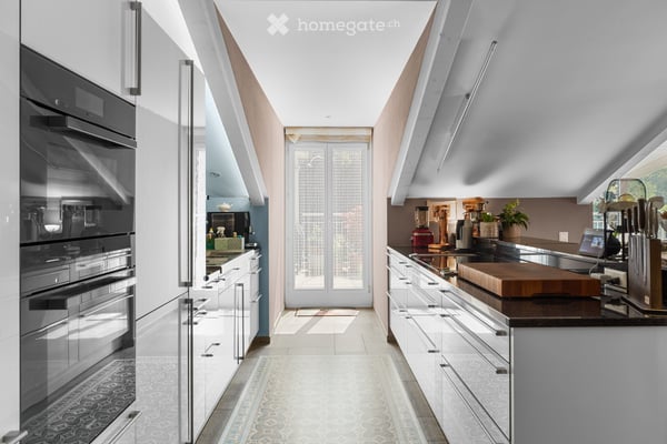 Von Privat: Grosszügige 4.5-Zimmer-Dachwohnung mit 48 m² Südterrasse 4