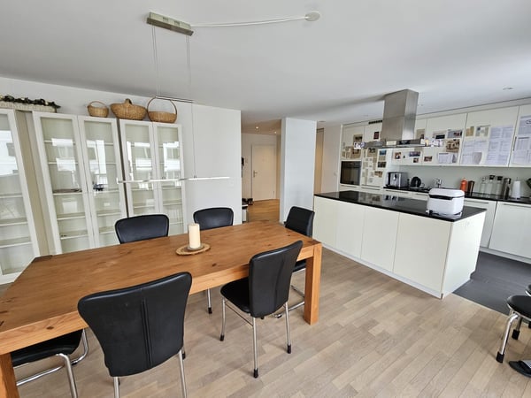 Helle 4.5-Zimmer-Wohnung mit Balkon und Minergie-Zertifikat in Pfungen 10