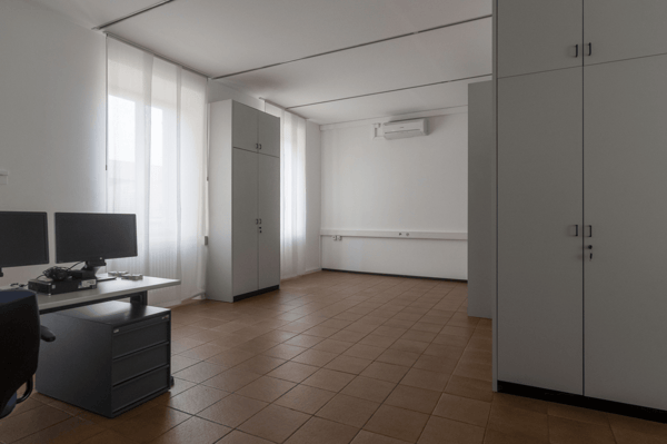 Palazzo storico di rappresentanza nel cuore di Lugano – Uffici esclusivi in Via Peri 8