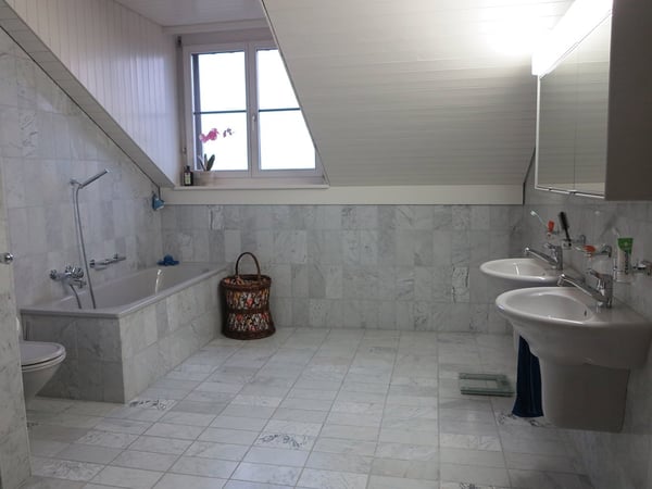 Charmante 4.5-Zimmer-Maisonette (120 m²) mit Balkon, Garten, Garage in Rheineck 6