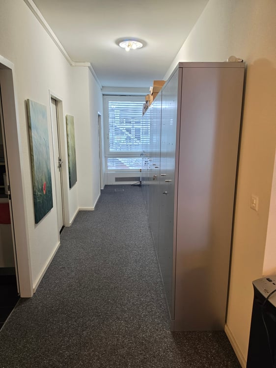 Helles 5.5-Zimmer-Büro an der Heuwaage in Basel 9