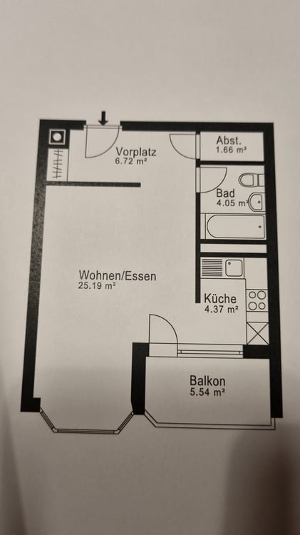 Charmantes 1.5-Zimmer-Studio mit Balkon und Bergblick in Sargans 5