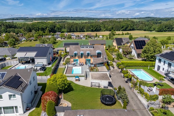 Wohnen mit Pool, Säntisblick und viel Privatsphäre 2