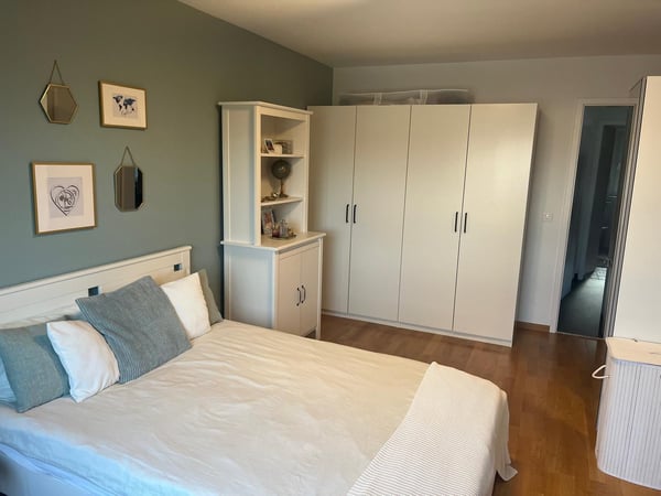 Charmante 2.5-Zimmer-Wohnung mit traumhaftem Ausblick in Kilchberg ZH 2