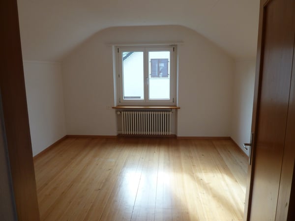 Charmantes 5.5-Zimmer-Einfamilienhaus in Uster – Weidstrasse 7 12