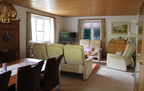 Charmantes 5.5-Zimmer-Einfamilienhaus in Langenbruck 8