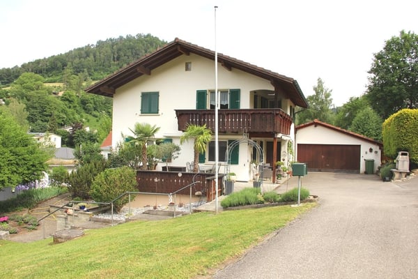 Charmantes 5.5-Zimmer-Einfamilienhaus in Langenbruck 3
