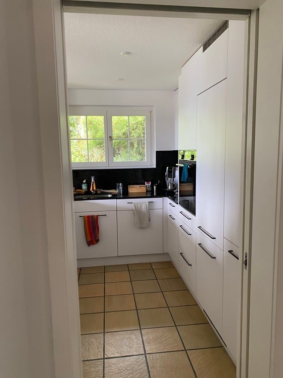 Charmantes 6.5-Zimmer-Doppeleinfamilienhaus in Uetliburg SG – Idyllisches Wohnen mit Panoramablick 5
