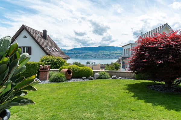 6.5 Zimmer Gartenwohnung mit Seesicht in Stäfa 1