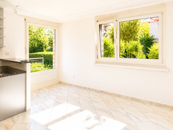 4.5-Zimmer-Gartenwohnung mit viel Umschwung, Cheminée & 2 Tiefgaragenplätzen 7