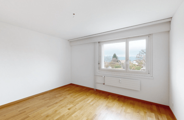 Helle 5-Zimmer-Wohnung mit Balkon und Seenähe in Greifensee (Nachmieter gesucht) 3