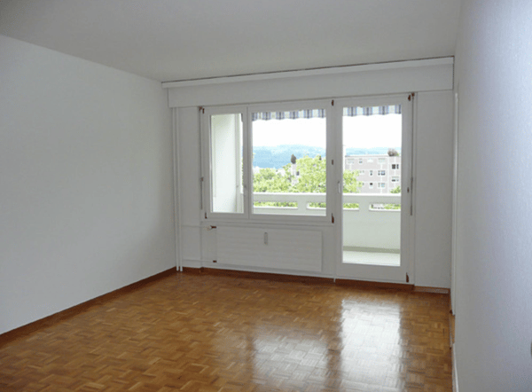 Helle 5-Zimmer-Wohnung mit Balkon und Seenähe in Greifensee (Nachmieter gesucht) 4