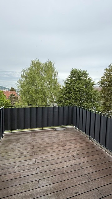 Moderne 2.5-Zimmer-Wohnung mit Balkon in Niederhasli 9