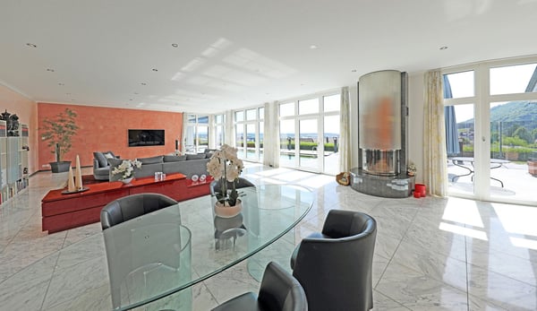 Grosszügiges 6-Zimmer-Einfamilienhaus mit Pool und herrlicher Aussicht in Oensingen 8