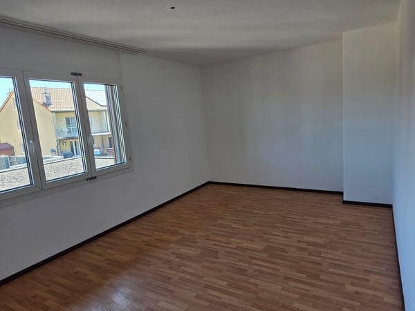 Charmantes 5-Zimmer-Mittelreihenhaus in ruhigem Wohnquartier zu vermieten 8