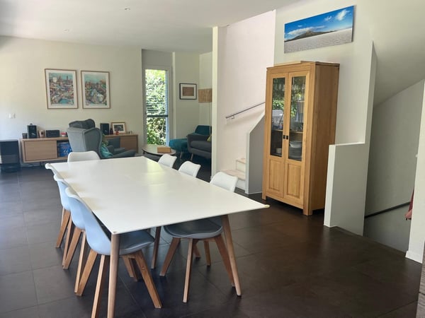 Maison mitoyenne lumineuse de 6 pièces à Bernex – disponible dès août 2026 3