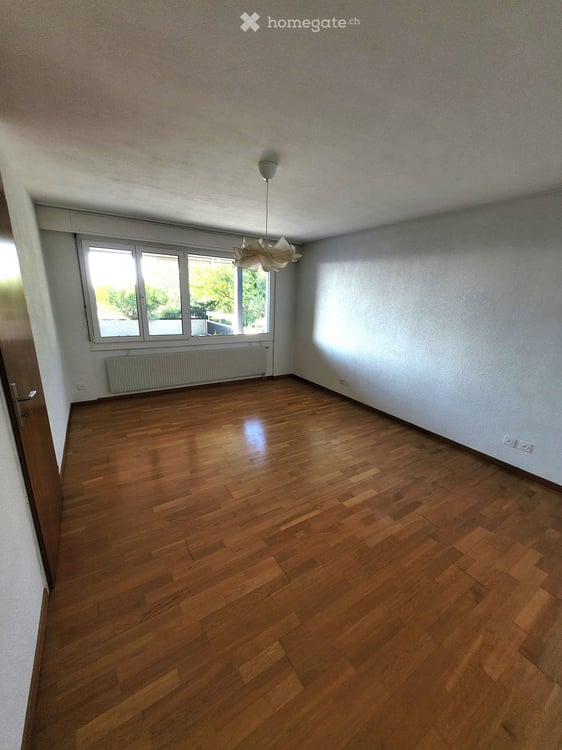 2 1/2 Z. - Terrassenwohnung in Leubringen 7