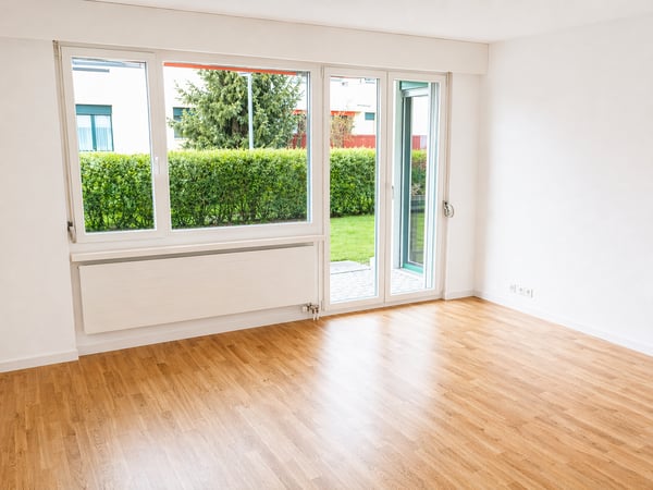Ruhig wohnen mit Gartensitzplatz und viel Grün: 4.5-Zimmer-Wohnung in Pfäffikon 4