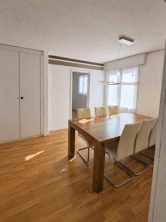 Ruhig wohnen mit Gartensitzplatz und viel Grün: 4.5-Zimmer-Wohnung in Pfäffikon 5