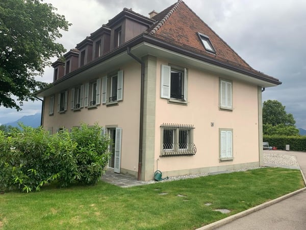 Exceptionnel à St Légier: Magnifique appartement loft totalement rénové dans demeure familiale 3
