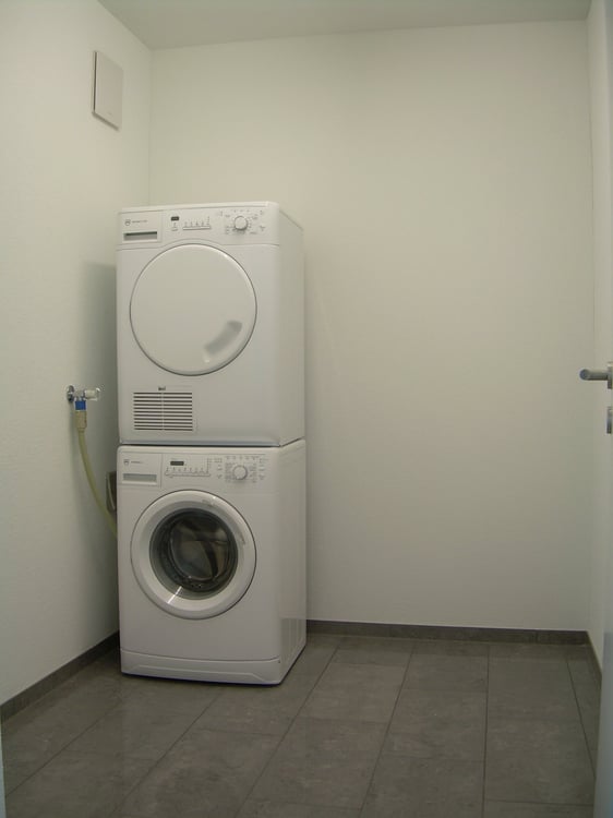 Luxuriöse 4 ½ Zi-Wohnung in Hägglingen zu vermieten (1. OG) 10