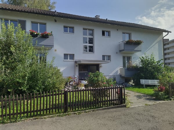 Hübsche 3-Zimmerwohnung, zentral gelegen 2