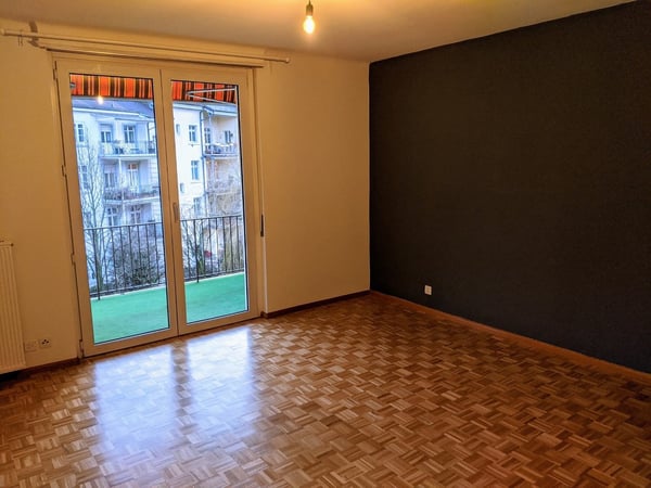 Charmante 3-Zimmer-Altbauwohnung mit Balkon und Kamin in Basel 12