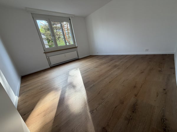 Frischrenovierte 3.5-Zimmer-Wohnung an ruhiger und zentraler Lage in Buchs SG 8