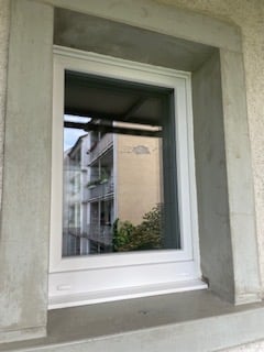 In Altbauliegenschaft (Baumgartnerstiel) zu vermieten 3- Zimmerwohnung im 3. Stock 8
