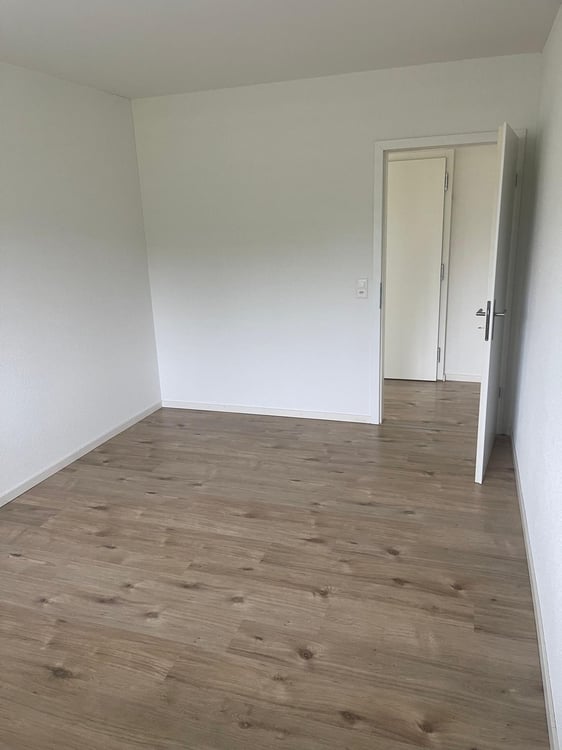 Gemütliche 3.5-Zimmer-Wohnung in Kleindöttingen – ab sofort verfügbar! 3