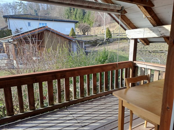 Charmante 2.5-Zimmer-Dachwohnung mit Charm und Nähe zur Natur 12
