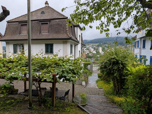Frisch renoviertes Studio an der Bruggerstrasse - perfekt für Pendler und Studierende 7