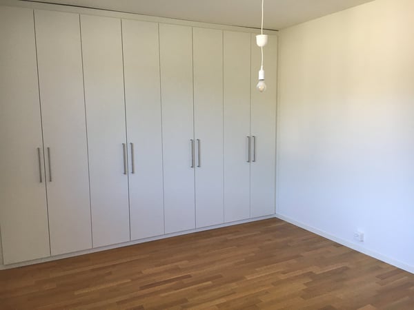 Helle und grosszügige 3.5 Zimmer-Attikawohnung 5