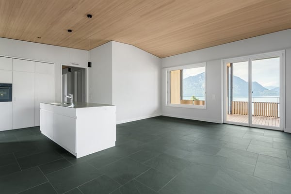 Moderne 4.5-Zimmer-Wohnung mit atemberaubendem See- und Bergblick in Weggis 2