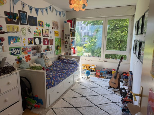 Spacious 5.5-room apartment with balcony in Genève – Route de Frontenex 8