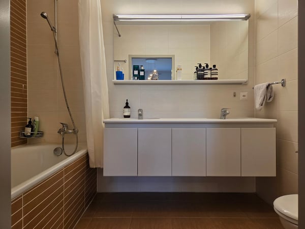 Spacieux appartement de 6 pièces avec balcon et belle vue à Versoix 7