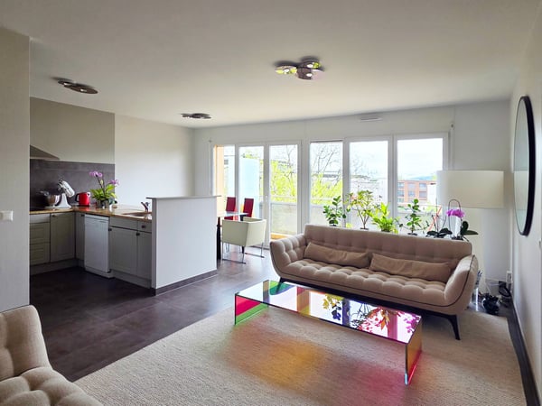 Spacieux appartement de 6 pièces avec balcon et belle vue à Versoix 1