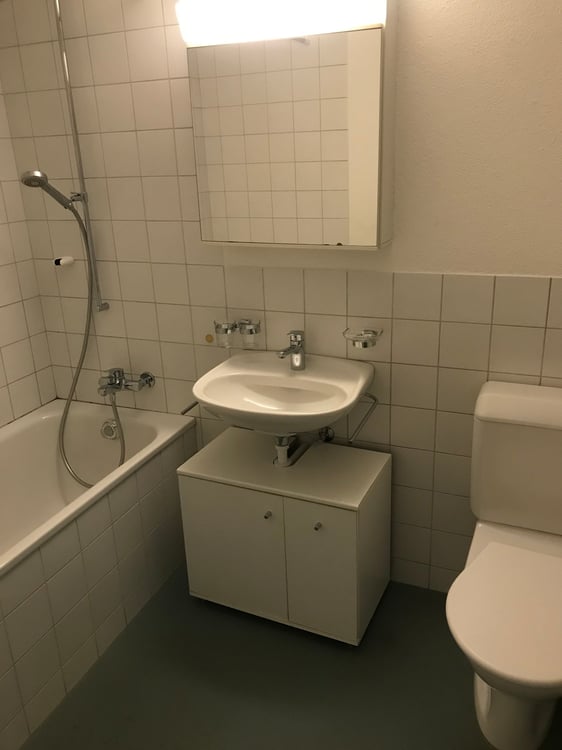 Charmante 2.5-Zimmer-Altbauwohnung mit Terrasse in der Altstadt von Sursee 4
